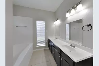 6615 Laurel Glen Drive, Katy, TX 77449 - Photo 8