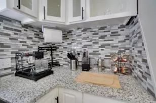 4010 Oak Terrace Ct, Houston, TX 77082 - Photo 18