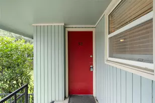 102 Strand St, Galveston, TX 77550 - Photo 16