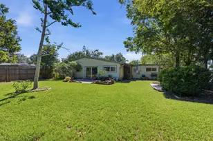 4606 Kinglet St, Houston, TX 77035 - Photo 30