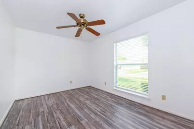 4511 Alamo Avenue, Sugar Land, TX 77479 - Photo 8