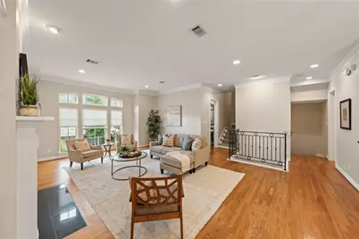 2708 Wroxton Road, West University Place, TX 77005 - Photo 18