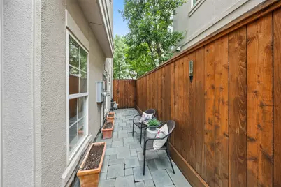 2708 Wroxton Road, West University Place, TX 77005 - Photo 20