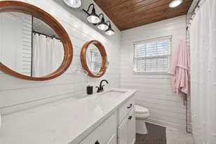 500 Lazy Ln, Wharton, TX 77488 - Photo 20