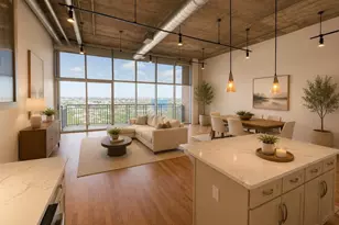 4899 Montrose Blvd, Houston, TX 77006 - Photo 2