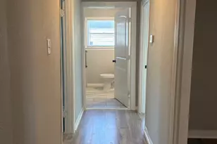 5962 Belarbor St, Houston, TX 77033 - Photo 22