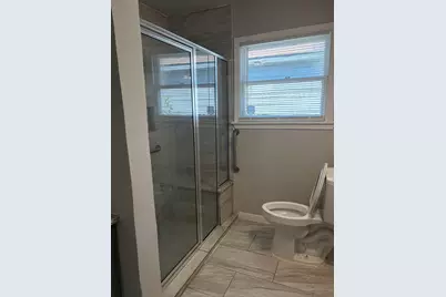 5962 Belarbor Street, Houston, TX 77033 - Photo 26