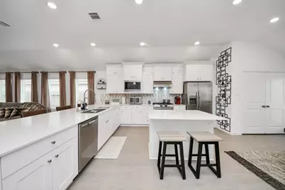 8202 Tempest Stone Drive, Rosharon, TX 77583 - Photo 12