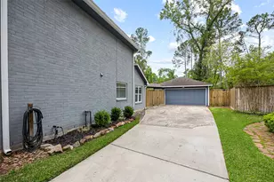 3007 Falling Brook Dr, Kingwood, TX 77345 - Photo 32