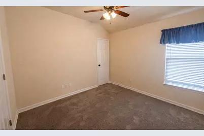 4927 Tallow Cove Drive, Baytown, TX 77521 - Photo 14