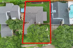 2362 College Green Dr, Houston, TX 77058 - Photo 34