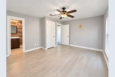 7407 Woodnettle Lane, Houston, TX 77086 - Photo 10