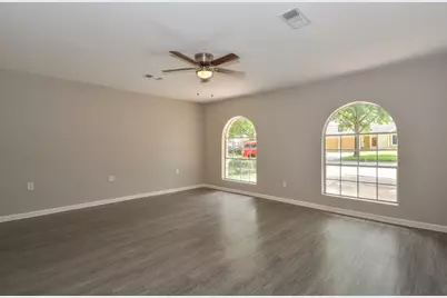 11719 Murr Way, Houston, TX 77048 - Photo 6