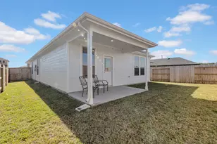 319 Bismuth Dr, Crosby, TX 77532 - Photo 2