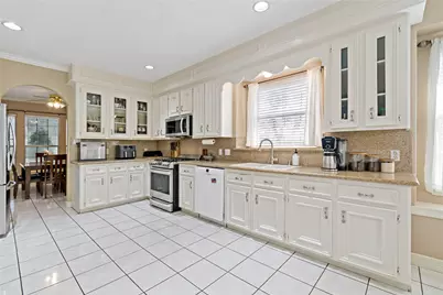 5631 Brookfield Drive, Houston, TX 77085 - Photo 12