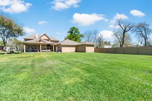 5631 Brookfield Dr, Houston, TX 77085 - Photo 36