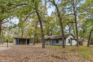 28700 Gumwood Ct, Huntsville, TX 77320 - Photo 20