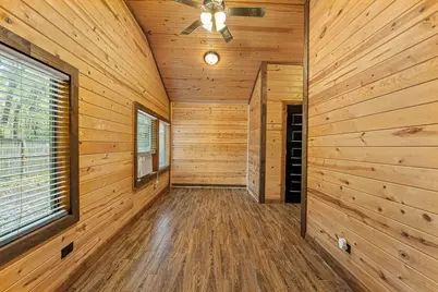 28700 Gumwood Court, Huntsville, TX 77320 - Photo 10