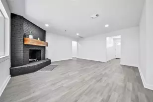 3206 Whitesail Dr, League City, TX 77573 - Photo 10