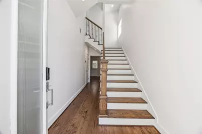 1812 W Webster Street, Houston, TX 77019 - Photo 2