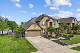 5323 Savannah Bend Dr, Rosharon, TX 77583 - Photo 1