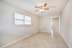 1715 Fidelity St, Houston, TX 77029 - Photo 4