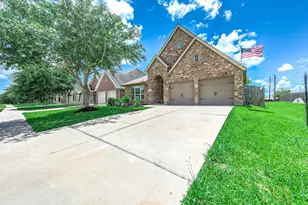 3318 Primrose Canyon Ln, Pearland, TX 77584 - Photo 2