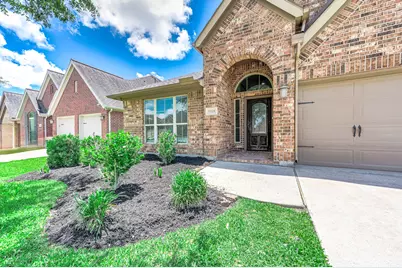 3318 Primrose Canyon Lane, Pearland, TX 77584 - Photo 4