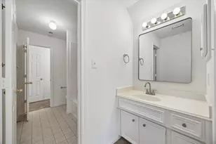 1207 Ellcreek Ct, Sugar Land, TX 77479 - Photo 24