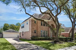 1207 Ellcreek Ct, Sugar Land, TX 77479 - Photo 2
