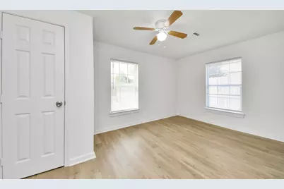 8116 Saint Louis Street, Houston, TX 77028 - Photo 34