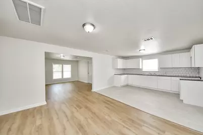 8116 Saint Louis Street, Houston, TX 77028 - Photo 24