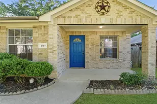1707 Longview St, Conroe, TX 77301 - Photo 2