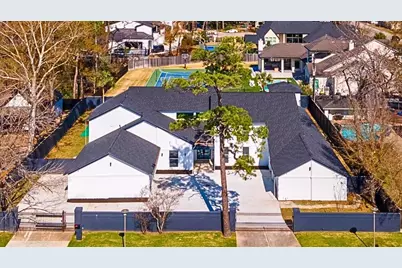 12564 Memorial Drive, Houston, TX 77024 - Photo 2