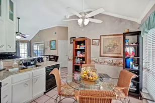 17618 Mallett St, Crosby, TX 77532 - Photo 2