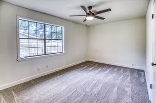 1807 Lakeview Dr, Brenham, TX 77833 - Photo 10