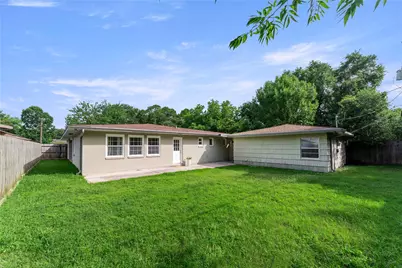10613 Willowgrove Drive, Houston, TX 77035 - Photo 38