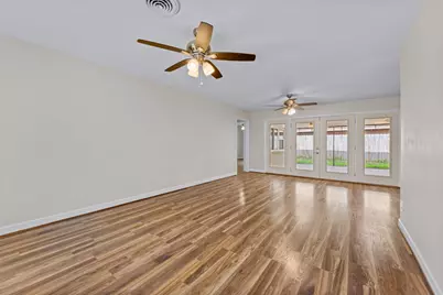 10613 Willowgrove Drive, Houston, TX 77035 - Photo 18