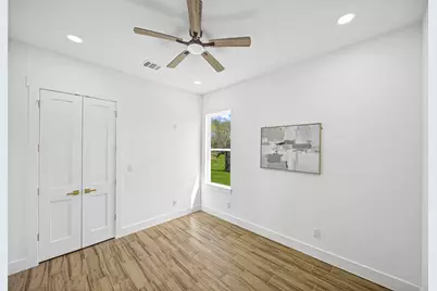 1511 Waco St, Dayton, TX 77535 - Photo 12