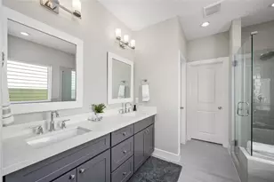 105 W Whitney St, Houston, TX 77018 - Photo 6