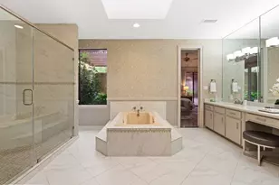 12039 E Circle Dr, Houston, TX 77071 - Photo 20