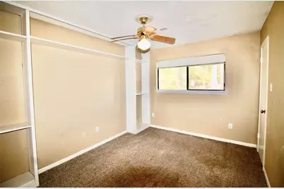 4701 Spring Lane, Baytown, TX 77521 - Photo 12