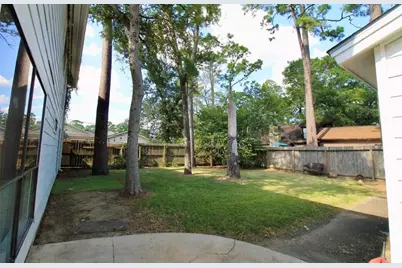 4701 Spring Lane, Baytown, TX 77521 - Photo 18