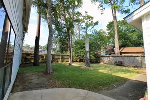 4701 Spring Ln, Baytown, TX 77521 - Photo 18