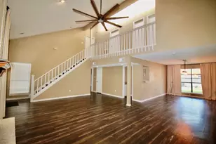 4701 Spring Ln, Baytown, TX 77521 - Photo 2