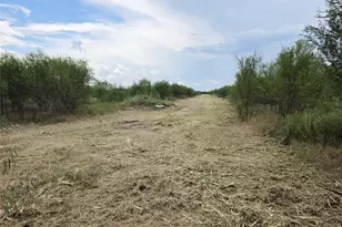 36847 Richard Frey Dr, Hempstead, TX 77445 - Photo 2