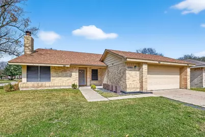 12034 Hedgegate Drive, Houston, TX 77065 - Photo 2