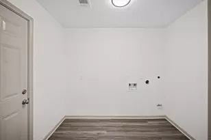 8223 Gulf Tree Ln, Houston, TX 77075 - Photo 12