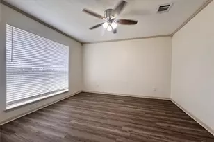8223 Gulf Tree Ln, Houston, TX 77075 - Photo 6