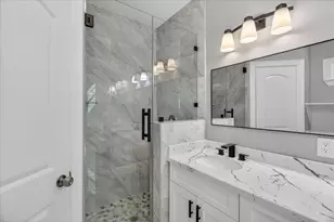 5814 Pate Rd, Houston, TX 77016 - Photo 16